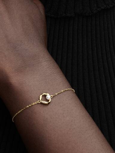Brazalete Círculo de Pavé con forma orgánica y perla cultivada de agua dulce tratada