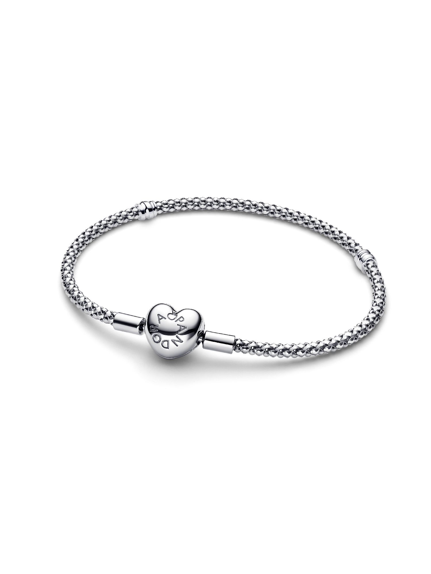 Pulsera de Cadena de Tachuelas con Cierre de Corazón
