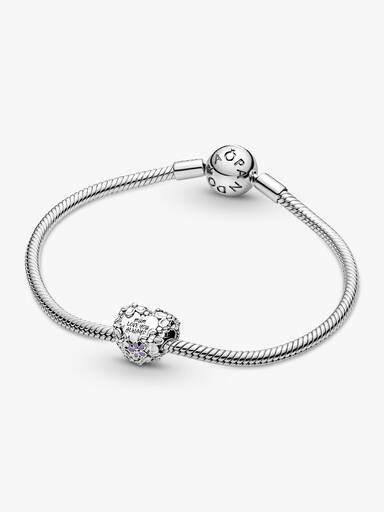 Charm Corazón con margaritas Mamá