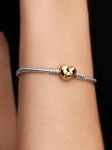 Brazalete cadena de serpiente con broche de corazón