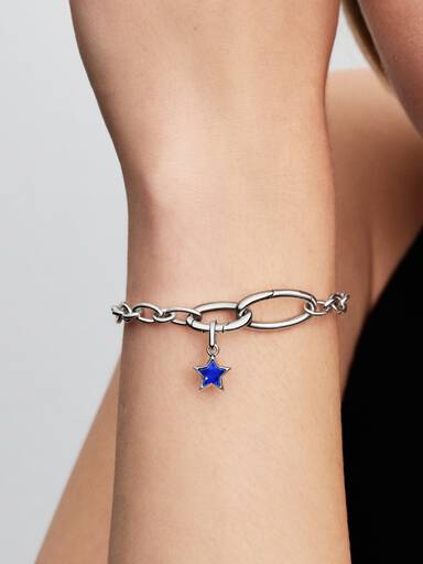 Mini charm colgante Estrella azul
