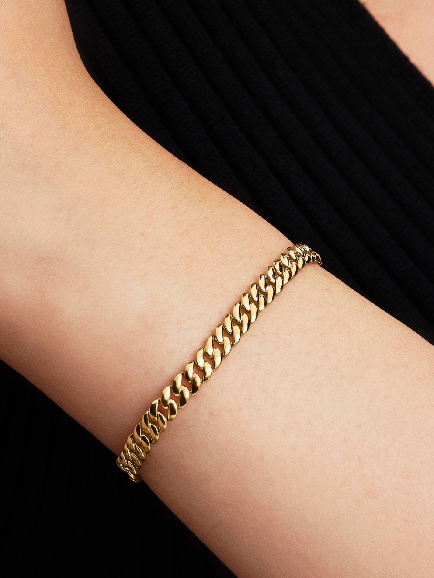 Brazalete de cadena cubana