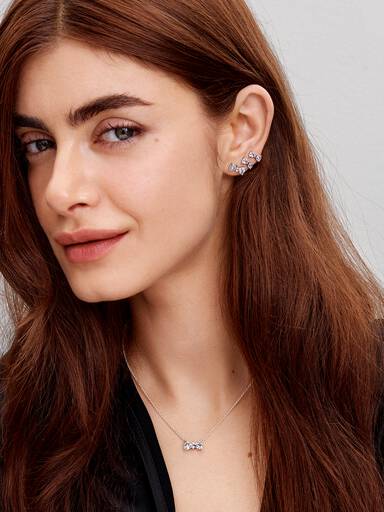 Aretes de botón Moño reluciente