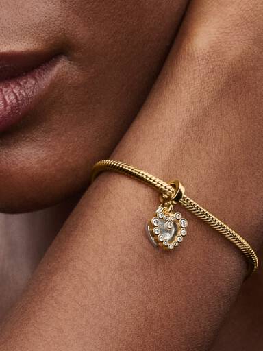 Charm Colgante Doble Corazón Brillante Dorado