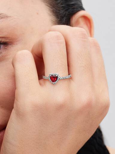 Anillo Corazón elevado rojo