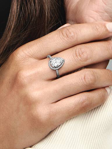 Anillo Halo Brillante Corte Pera