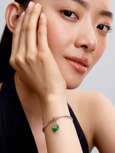 Charm Colgante cristal Murano verde con serpiente