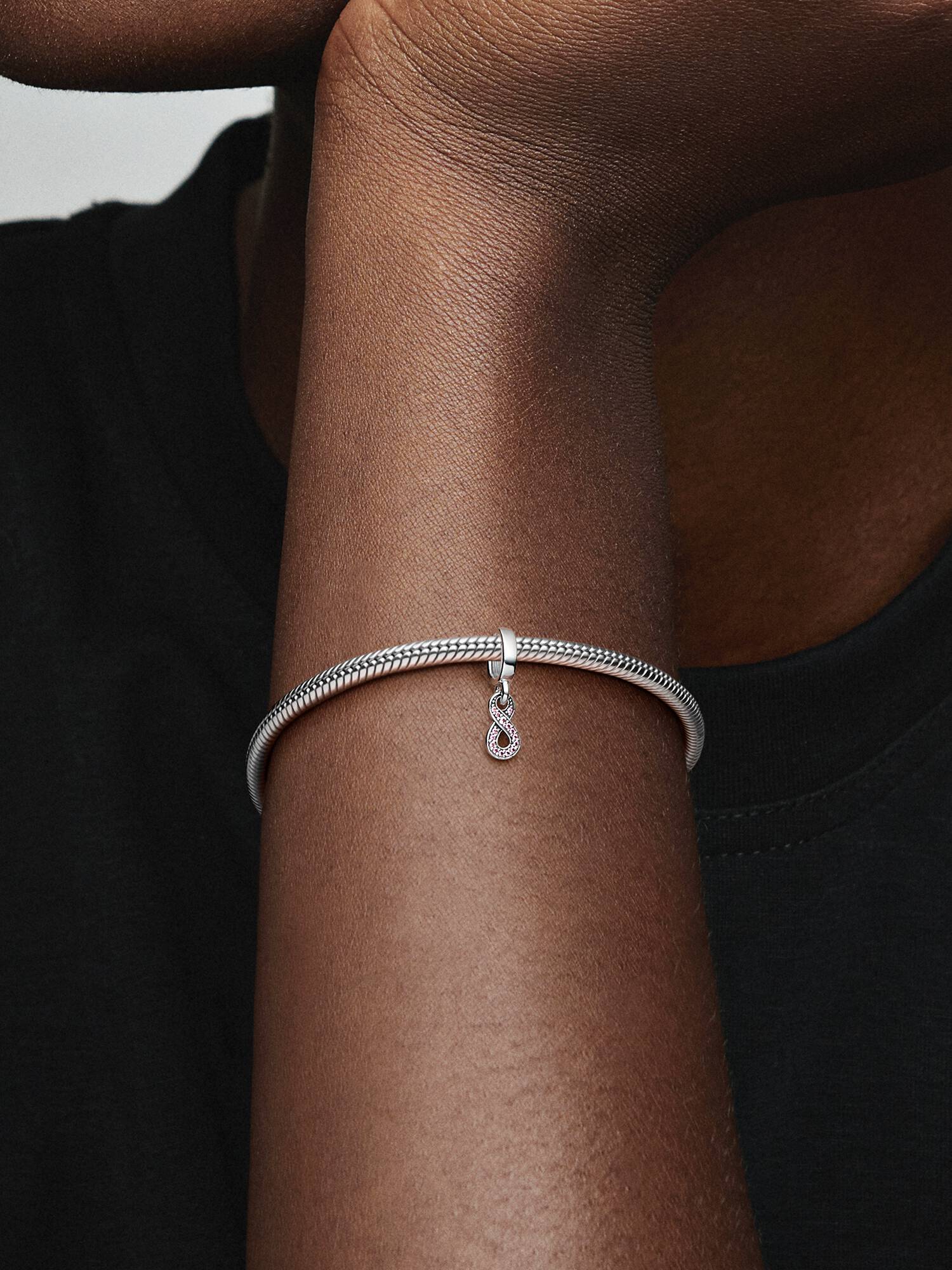 Charm colgante de Infinito resplandeciente