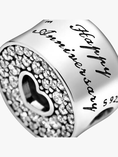 Charm de Aniversario corazón y pavé
