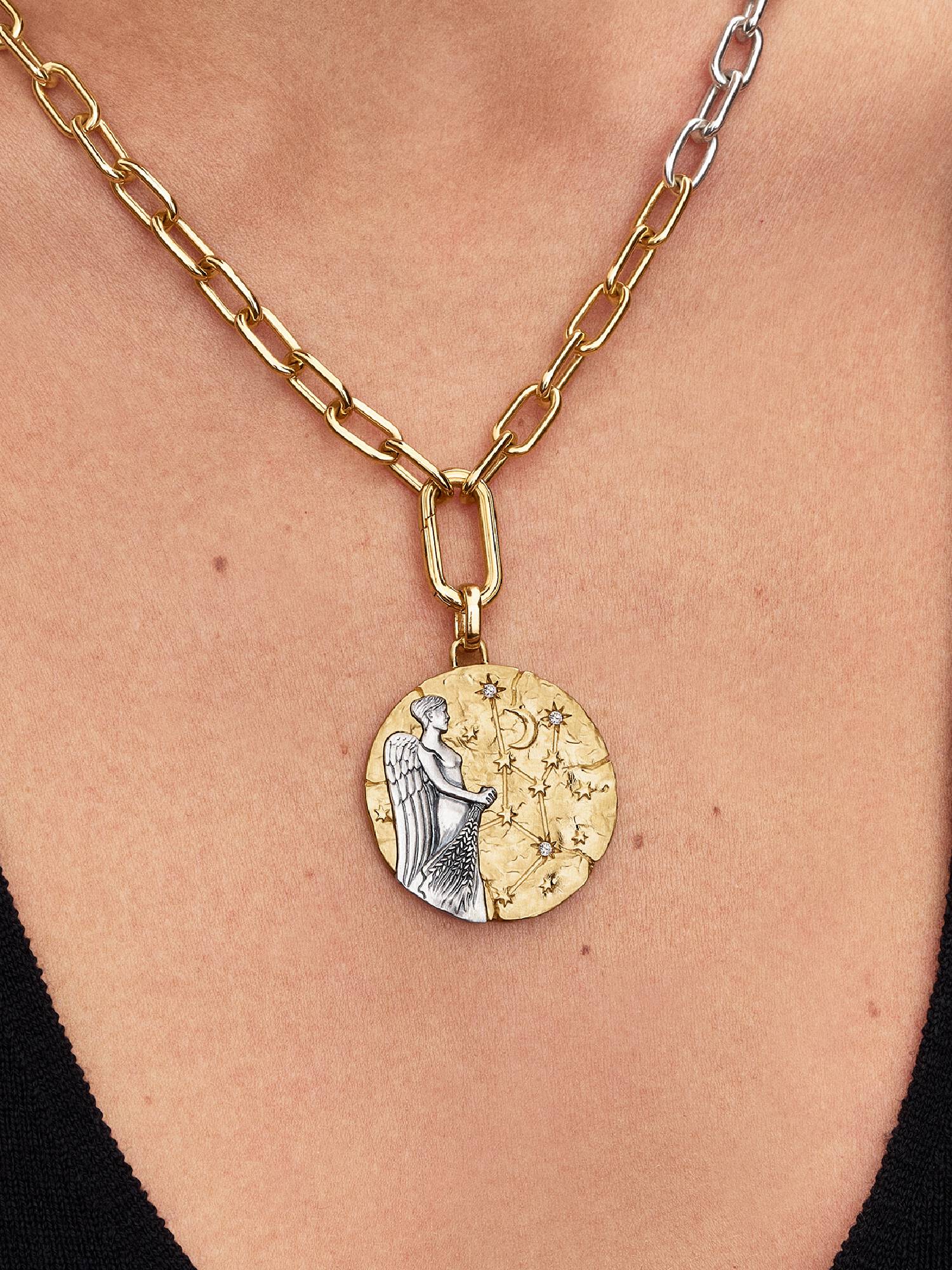 Charm Medallón grande Signo Zodical Virgo