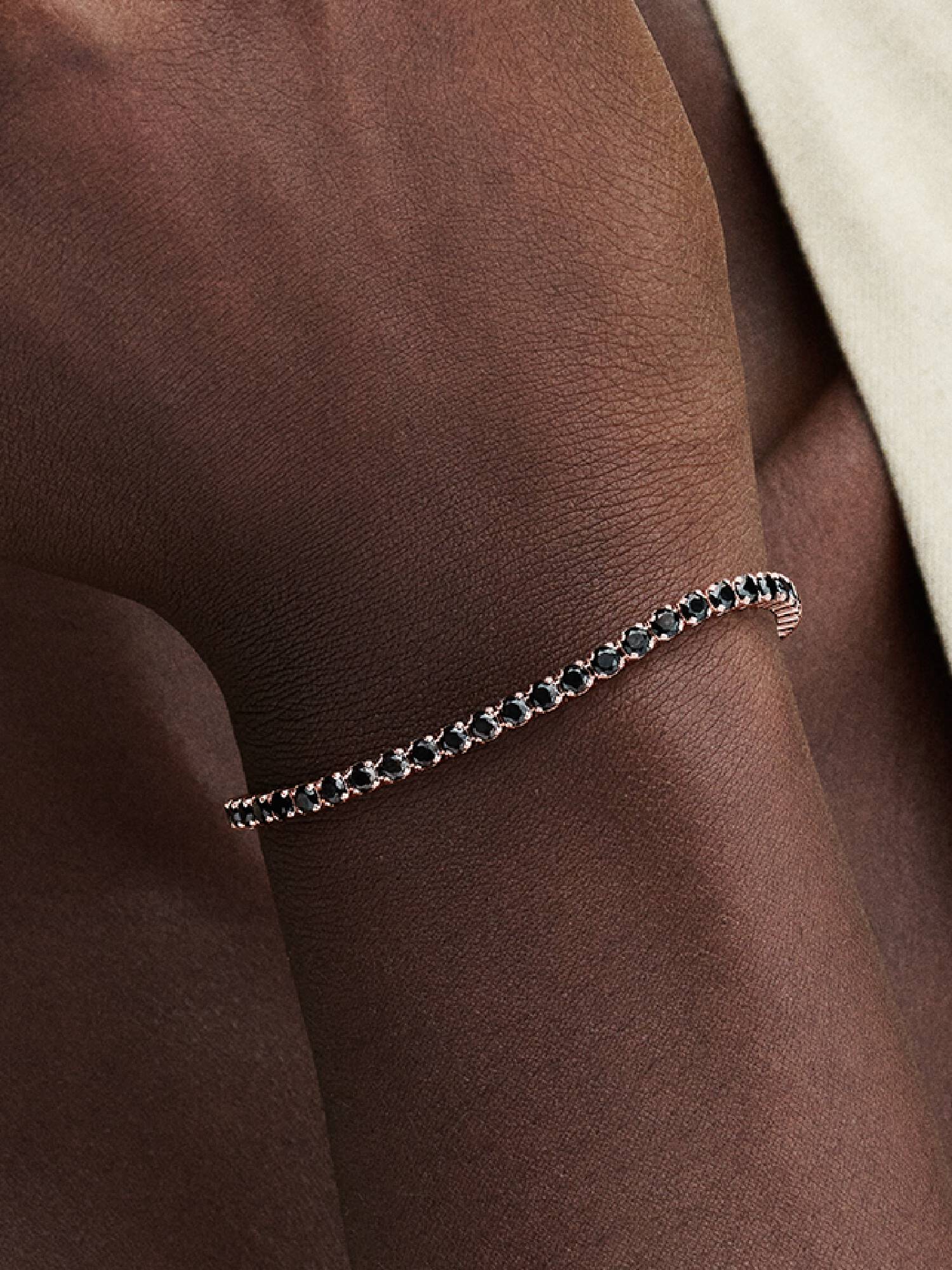 Brazalete de Tenis Brillante Negro