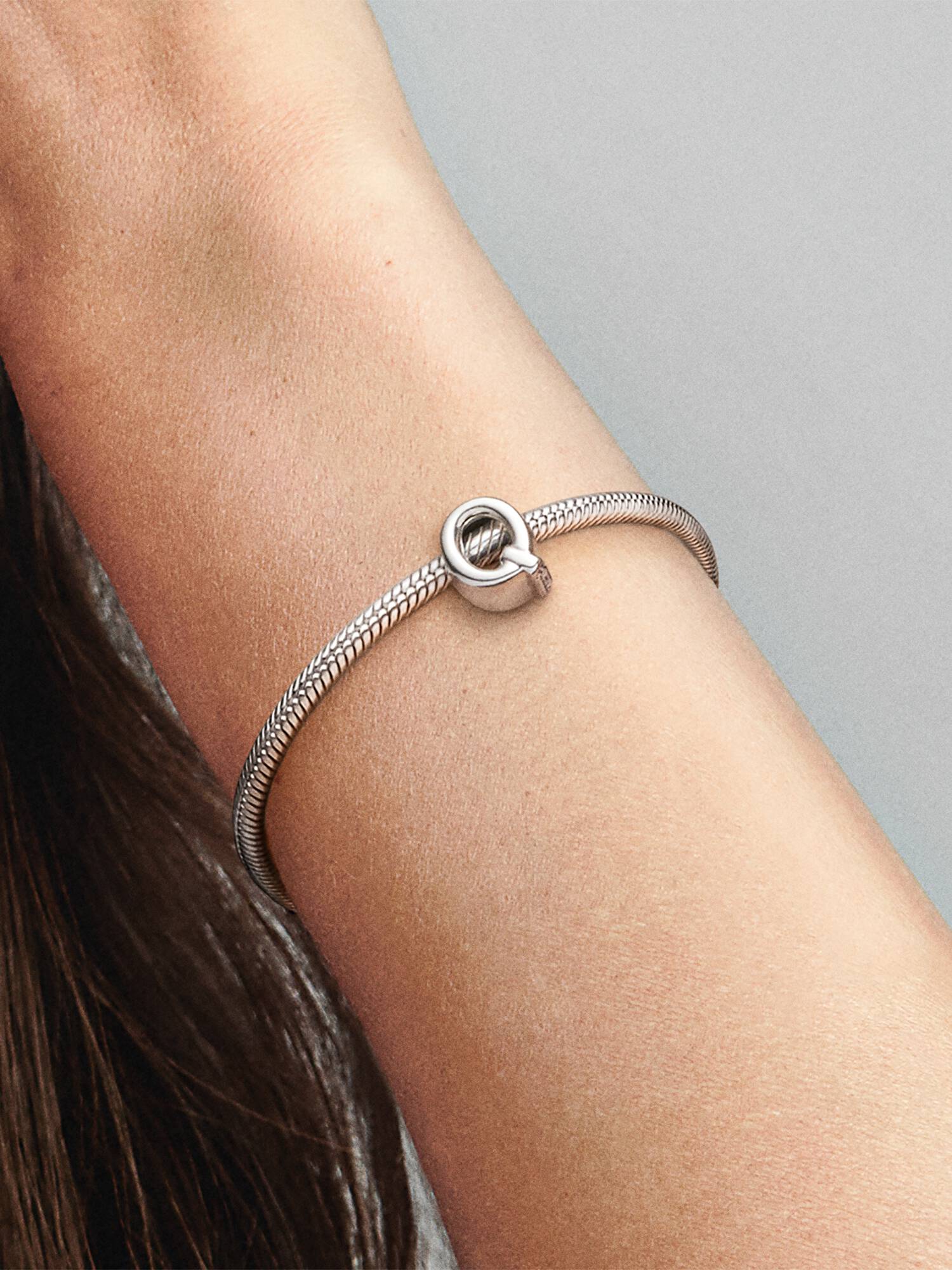 Charm el alfabeto letra Q