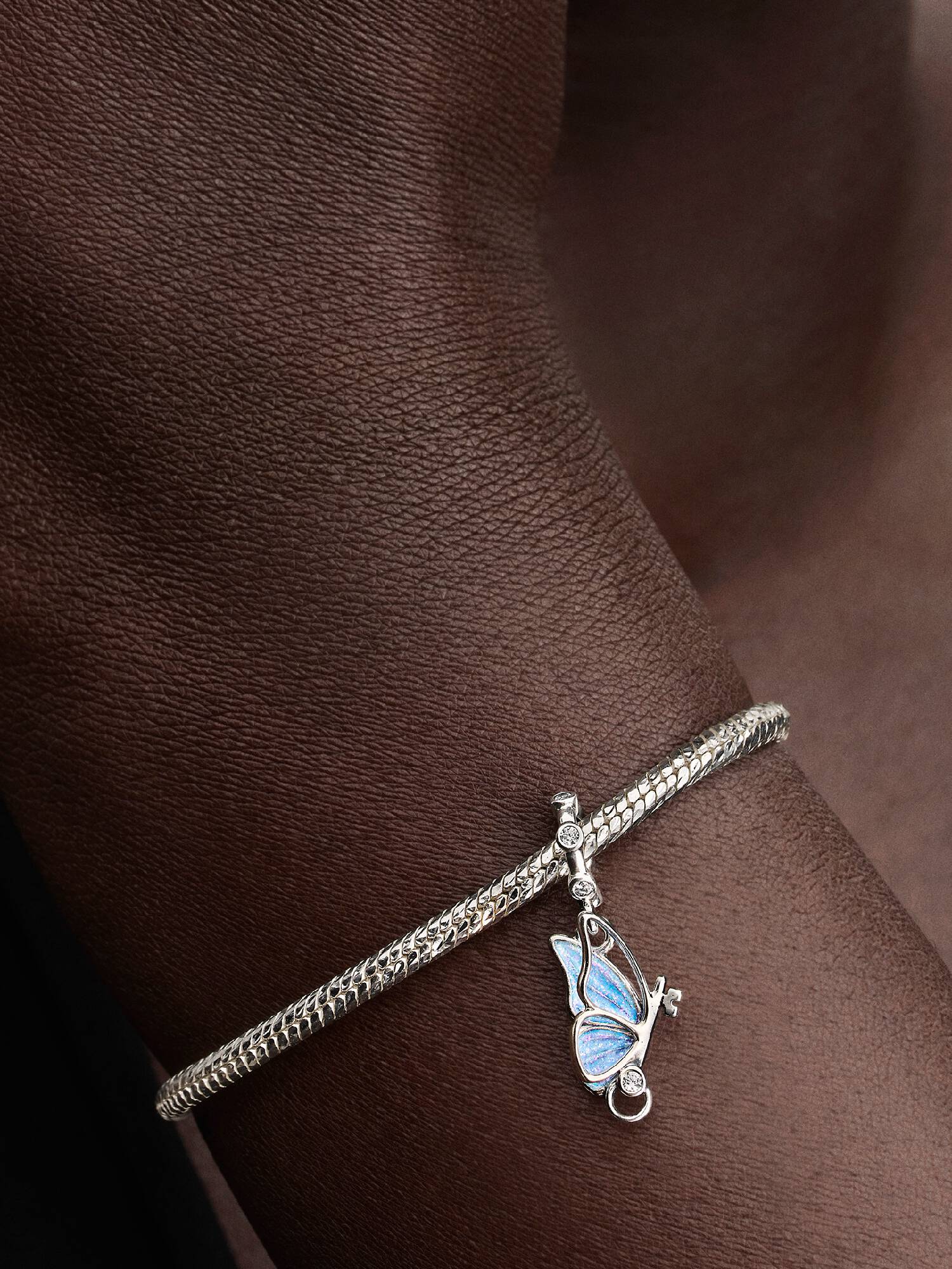 Charm colgante Alado
