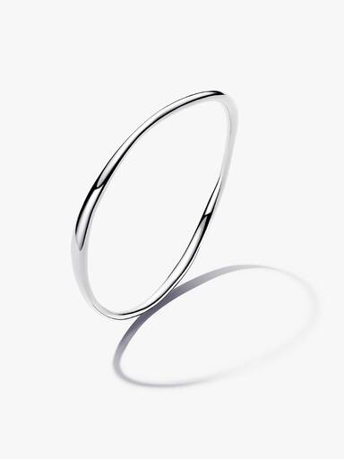 Brazalete rígido de forma orgánica
