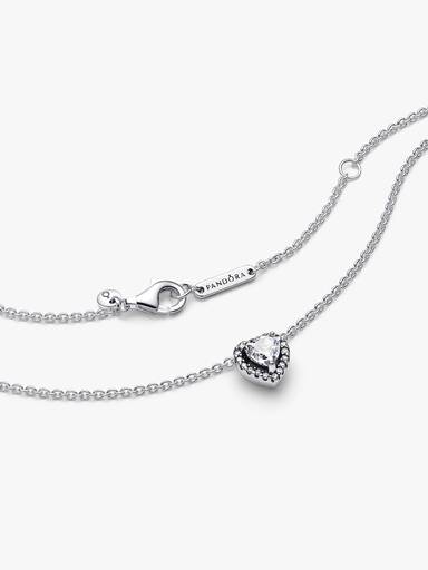 Collar Corazón elevado