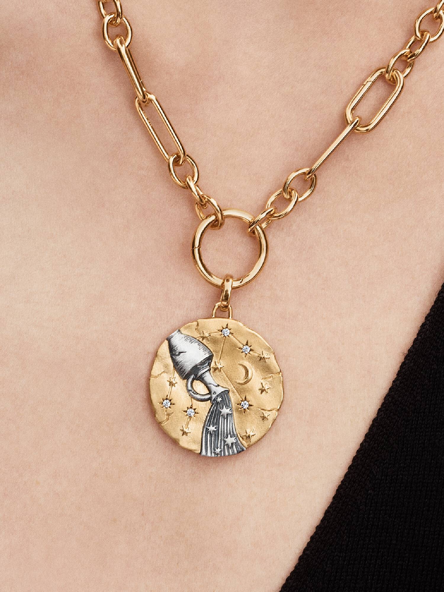 Charm Medallón grande Signo Zodical Acuario