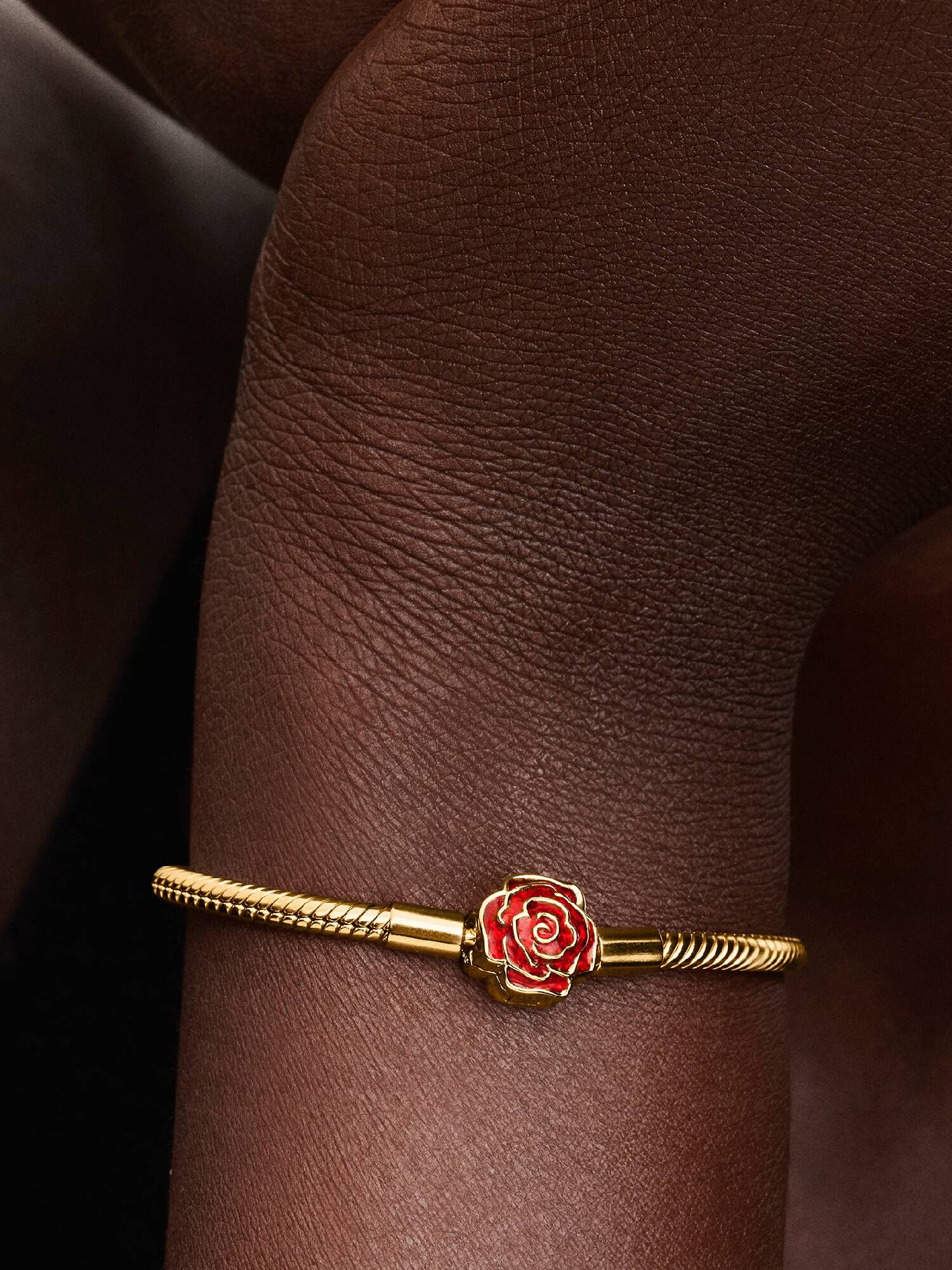 Brazalete de cadena de serpiente Rosa Encantada de La Bella y la Bestia de Disney