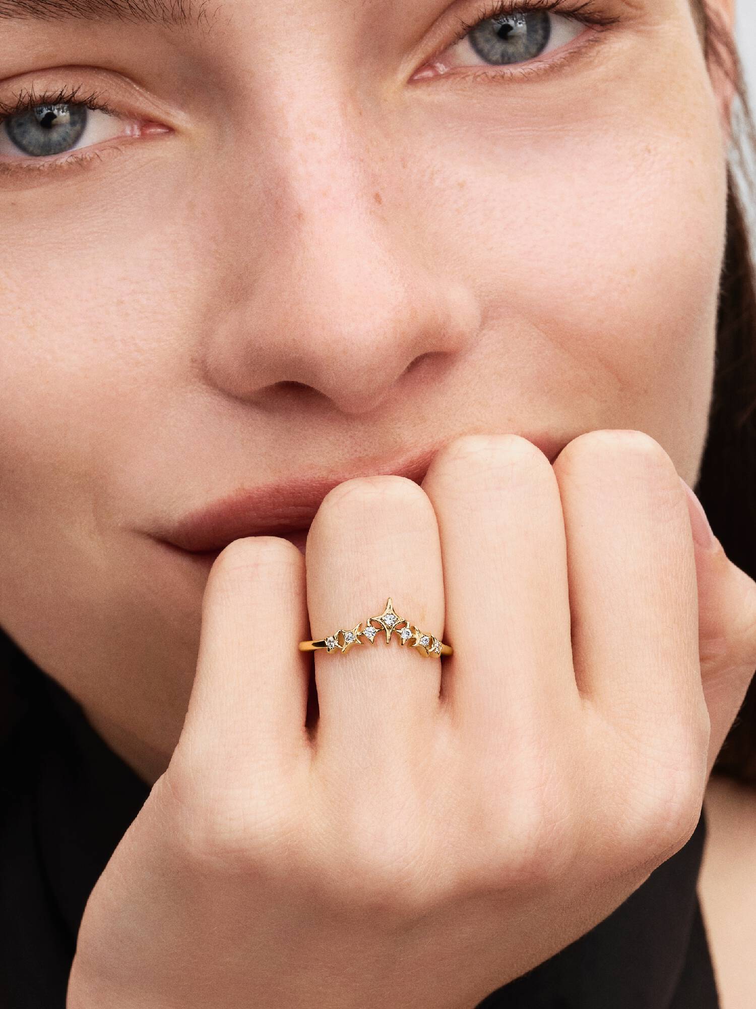 Anillo Tiara con Estrellas